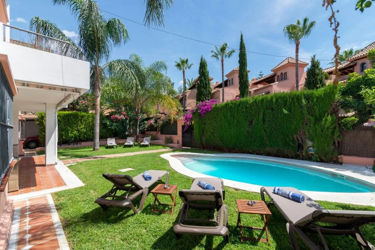 Villa Giovanni - Marbella Center - Heated Pool 0*,  Ισπανία